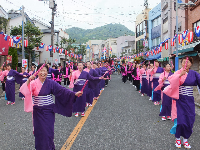 道中踊り